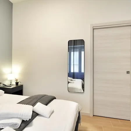 I-host Luxury - Bianca Apartment *