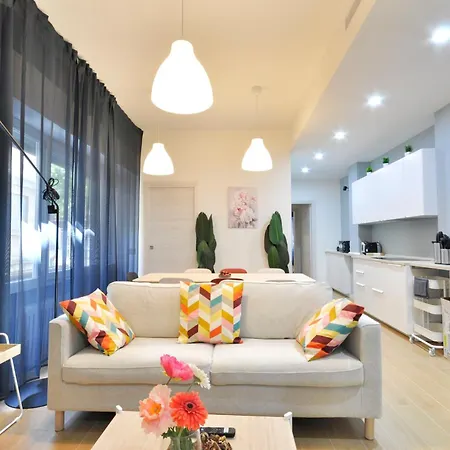 I-host Luxury - Bianca Apartment Como